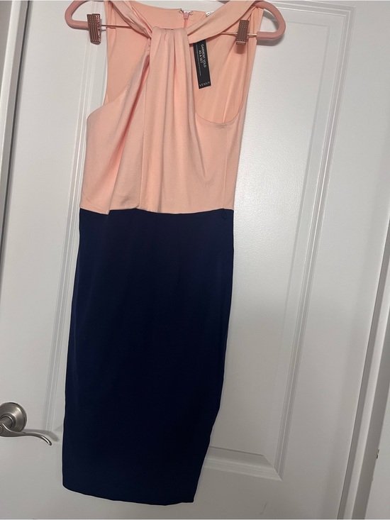 VENUS Dresses & Skirts - VENUS Peach and Navy Colorblock Midi Sheath Dress